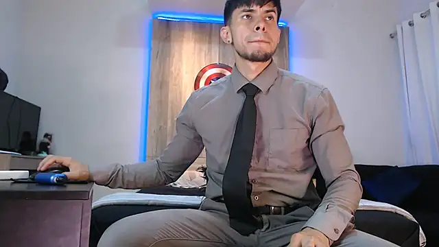 Snapshot of Andrew_4_ chatting on 21, 2, 2025 Andrew 4 online show from 21, 2, 2025