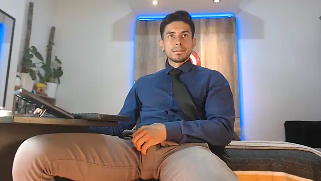 Snapshot of Andrew_4_ chatting on 4, 2, 2026 Andrew 4 online show from 4, 2, 2026