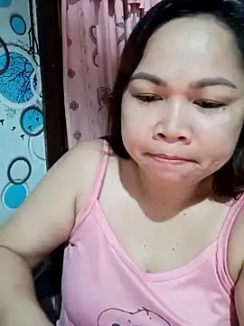 XXLorie 02 online show from 9, 3, 2025