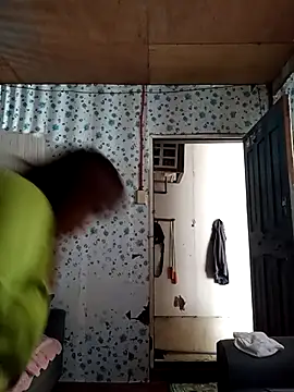 XXLorie 02 online show from 10, 3, 2025