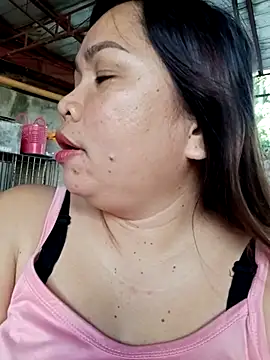 XXLorie 02 online show from 12, 3, 2025