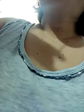 XXLorie 02 online show from 21, 9, 2025