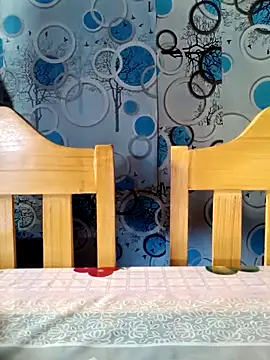 XXLorie 02 online show from 29, 9, 2025