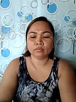 XXLorie 02 online show from 28, 10, 2025