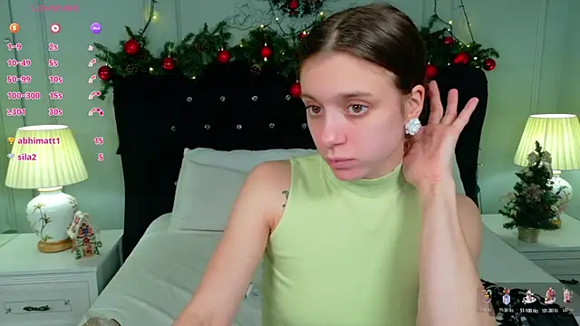 Snapshot of Eille_Elfie chatting on 20, 12, 2025 Eille Elfie online show from 20, 12, 2025