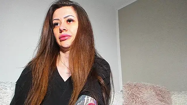 Snapshot of BrianaDiamondXXX chatting on 23, 5, 2026 BrianaDiamondXXX online show from 23, 5, 2026