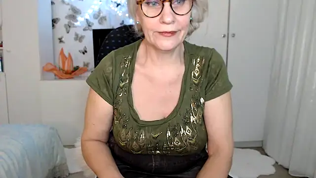 Snapshot of Ghertrude52 chatting on 21, 2, 2025 Ghertrude52 online show from 21, 2, 2025