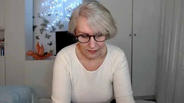 Snapshot of Ghertrude52 chatting on 21, 2, 2025 Ghertrude52 online show from 21, 2, 2025