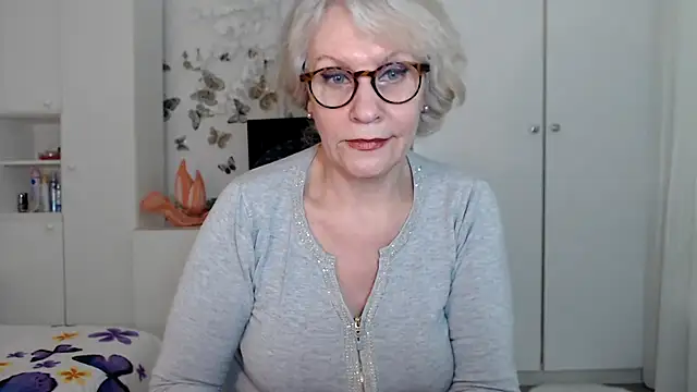 Snapshot of Ghertrude52 chatting on 2, 3, 2025 Ghertrude52 online show from 2, 3, 2025