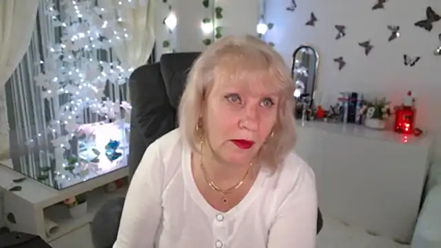 Snapshot of Ghertrude52 chatting on 19, 12, 2025 Ghertrude52 online show from 19, 12, 2025