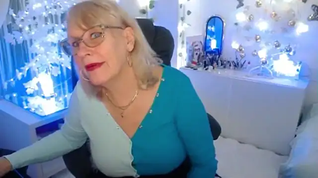 Snapshot of Ghertrude52 chatting on 7, 1, 2026 Ghertrude52 online show from 7, 1, 2026