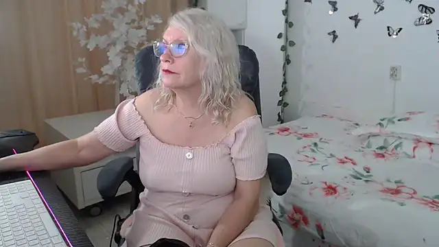 Ghertrude52 online show from 15, 5, 2026