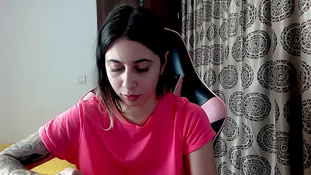 RoseDiamond06 online show from 15, 12, 2024