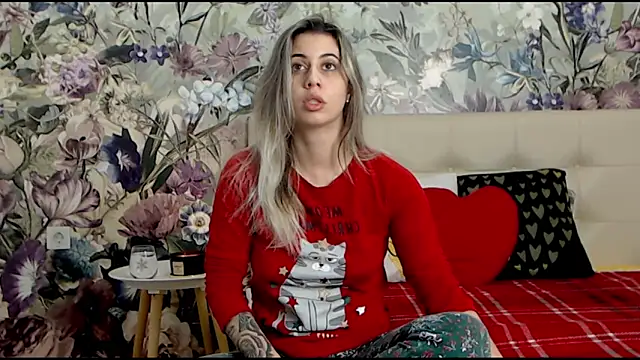 RoseDiamond06 online show from 25, 12, 2024