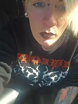 Snapshot of PinkTheHawk chatting on 1, 11, 2025 PinkTheHawk online show from 1, 11, 2025