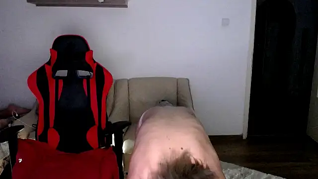 SexxyLety online show from 8, 9, 2025