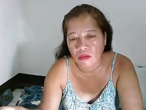 wethornypussy4u online show from 3, 2, 2025