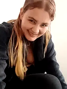 Snapshot of Mia_davis01 chatting on 11, 4, 2026 Mia davis01 online show from 11, 4, 2026