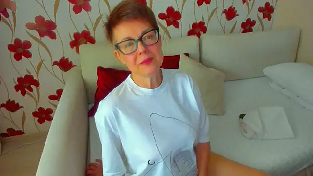 JennAlison online show from 3, 2, 2025