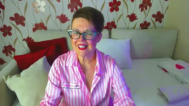 JennAlison online show from 11, 2, 2025