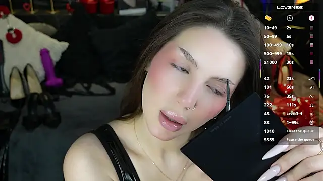 Snapshot of MistressDarsy chatting on 10, 4, 2026 MistressDarsy online show from 10, 4, 2026