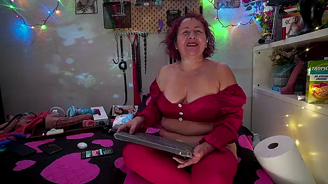 Snapshot of barbarah_ chatting on 17, 12, 2025 barbarah online show from 17, 12, 2025