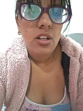 Snapshot of ZaidaWet chatting on 11, 1, 2025 ZaidaWet online show from 11, 1, 2025