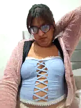 Snapshot of ZaidaWet chatting on 27, 1, 2025 ZaidaWet online show from 27, 1, 2025