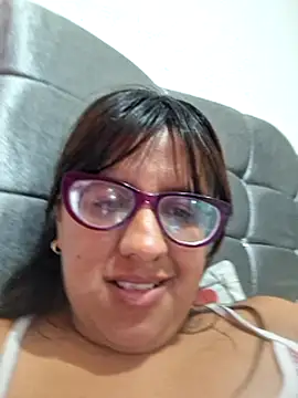 Snapshot of ZaidaWet chatting on 3, 2, 2025 ZaidaWet online show from 3, 2, 2025