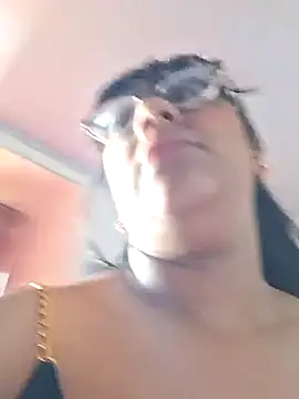 Snapshot of ZaidaWet chatting on 13, 3, 2026 ZaidaWet online show from 13, 3, 2026