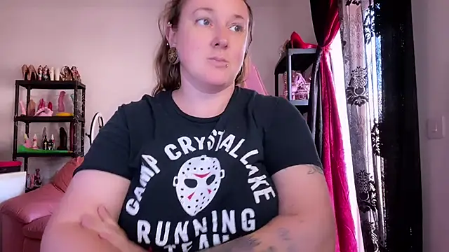 kisicaxx online show from 10, 11, 2025