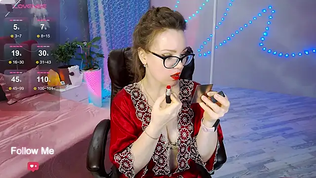 Snapshot of AngelaWhiti chatting on 3, 2, 2025 AngelaWhiti online show from 3, 2, 2025