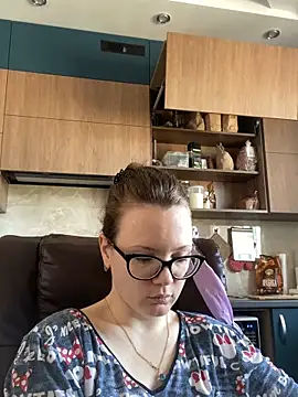 AngelaWhiti online show from 15, 4, 2026