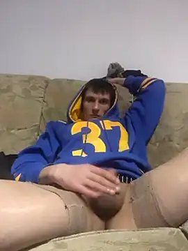 Snapshot of maciej chatting on 16, 12, 2024 maciej online show from 16, 12, 2024