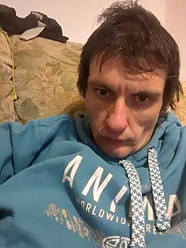 Snapshot of maciej chatting on 7, 1, 2025 maciej online show from 7, 1, 2025