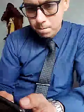 Business dickkk online show from 30, 12, 2024