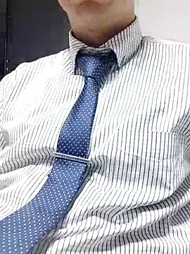 Snapshot of Business_dickkk chatting on 27, 4, 2026 Business dickkk online show from 27, 4, 2026
