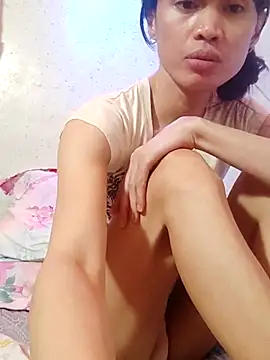 Snapshot of QueenSoreal chatting on 29, 12, 2024 QueenSoreal online show from 29, 12, 2024