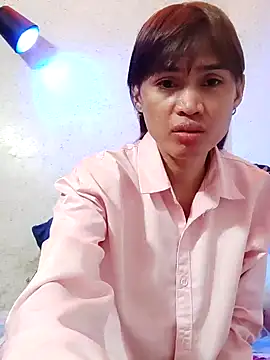 Snapshot of QueenSoreal chatting on 9, 1, 2025 QueenSoreal online show from 9, 1, 2025