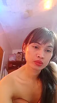 Snapshot of QueenSoreal chatting on 18, 2, 2025 QueenSoreal online show from 18, 2, 2025