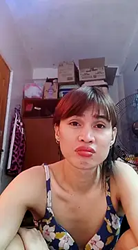 Snapshot of QueenSoreal chatting on 22, 2, 2025 QueenSoreal online show from 22, 2, 2025