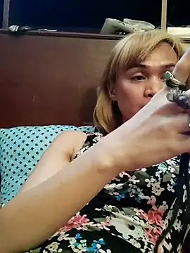 QueenSoreal online show from 3, 6, 2026