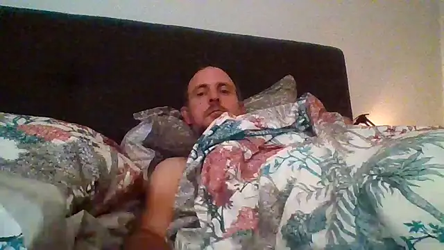 verylargecock online show from 16, 9, 2025