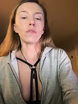 Snapshot of Heidi_Harper chatting on 7, 1, 2025 Heidi Harper online show from 7, 1, 2025