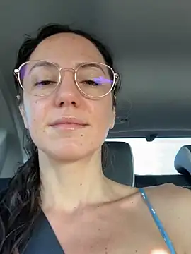 Snapshot of MissKaylaB chatting on 13, 9, 2025 MissKaylaB online show from 13, 9, 2025