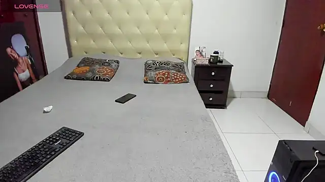 Snapshot of LUISSA_ chatting on 27, 3, 2026 LUISSA online show from 27, 3, 2026