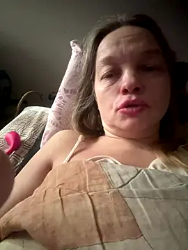 Snapshot of Susanel chatting on 22, 11, 2025 Susanel online show from 22, 11, 2025