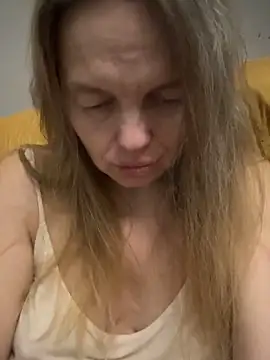 Snapshot of Susanel chatting on 29, 11, 2025 Susanel online show from 29, 11, 2025