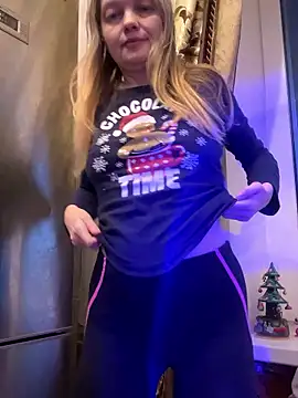 Snapshot of Susanel chatting on 6, 1, 2026 Susanel online show from 6, 1, 2026