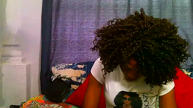 Snapshot of freaky_naughty chatting on 9, 1, 2025 freaky naughty online show from 9, 1, 2025